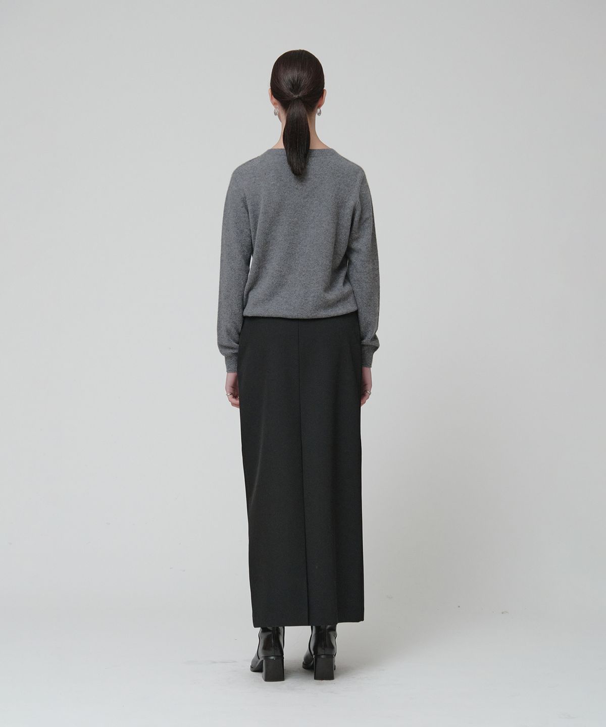 뮤제(MUSEE) [ESSENTIEL] AUBIER Minimal Wool-Blend Long Maxi Skirt_Black