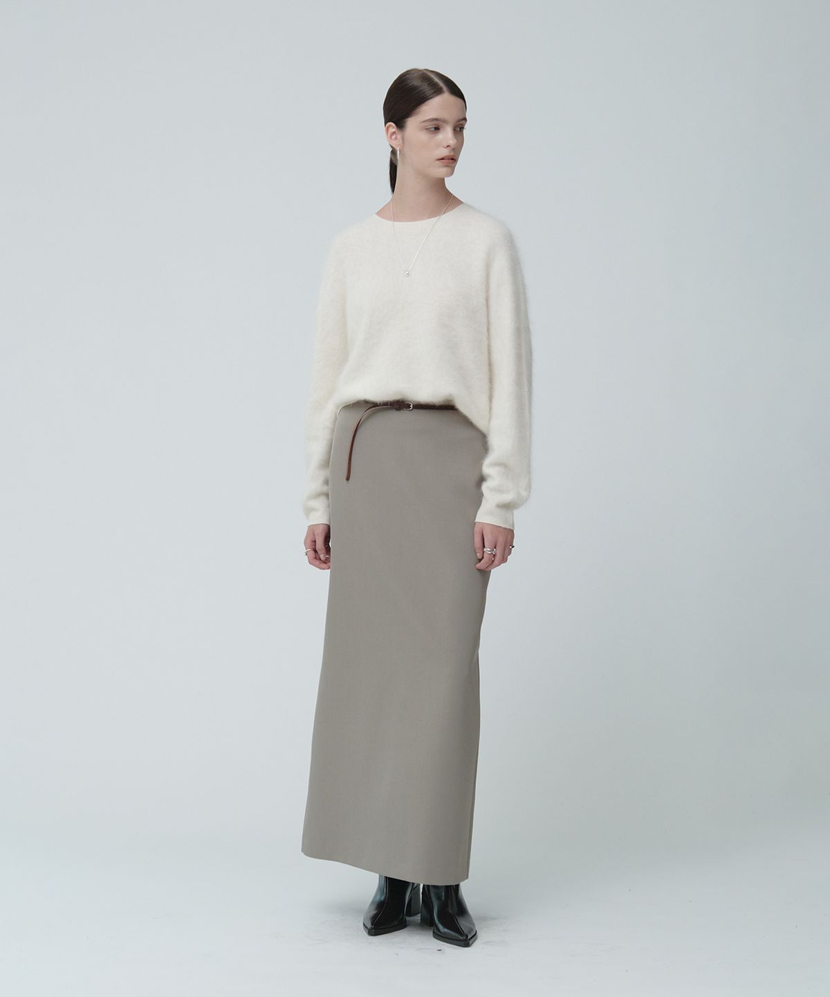 뮤제(MUSEE) [ESSENTIEL] AUBIER Minimal Wool-Blend Long Maxi Skirt_Beige