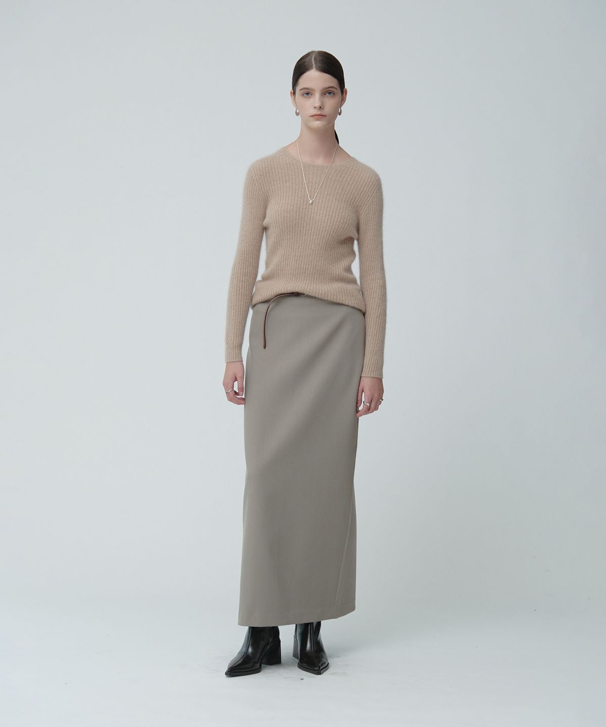 뮤제(MUSEE) [ESSENTIEL] AUBIER Minimal Wool-Blend Long Maxi Skirt_Beige