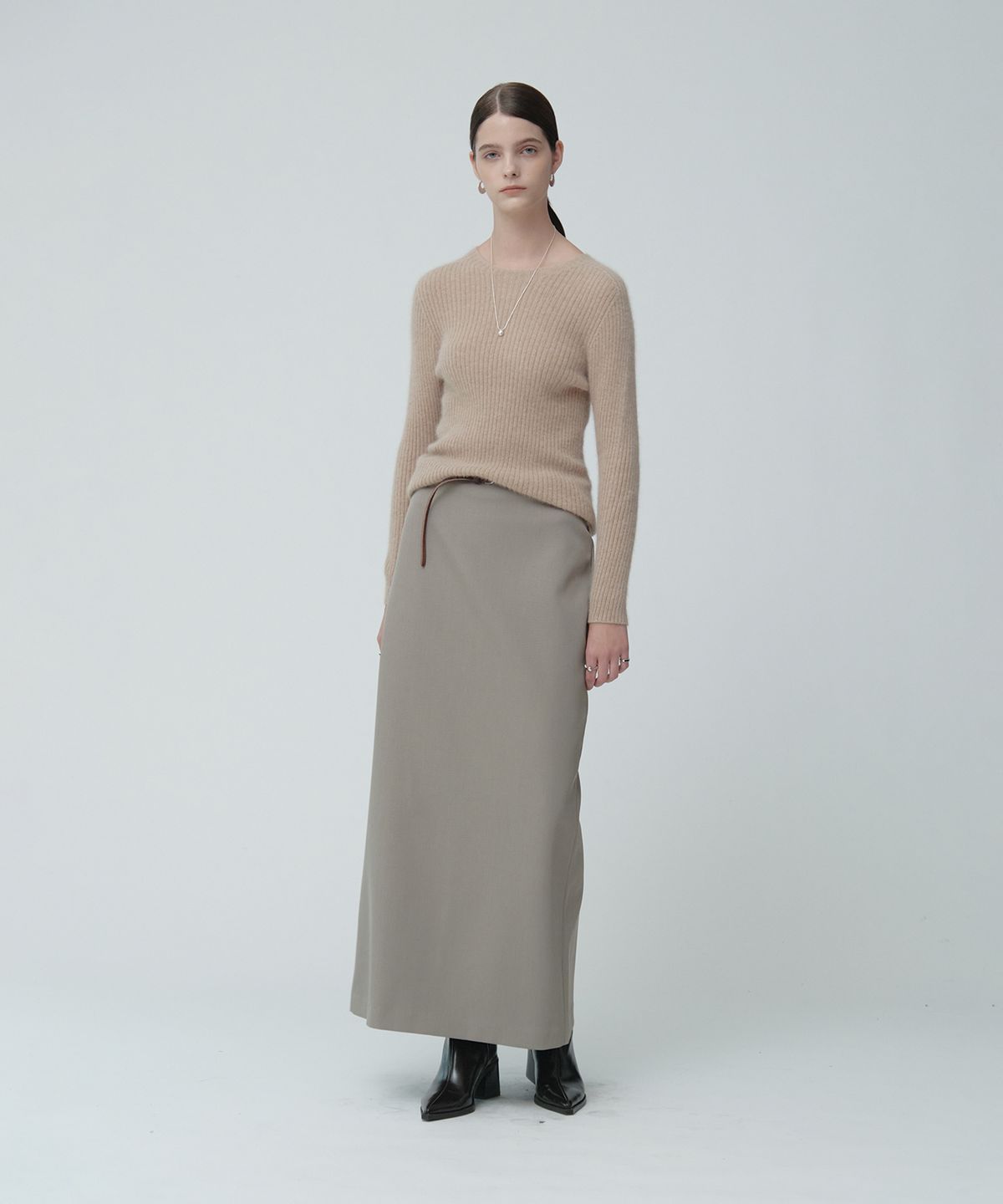 뮤제(MUSEE) [ESSENTIEL] AUBIER Minimal Wool-Blend Long Maxi Skirt_Beige