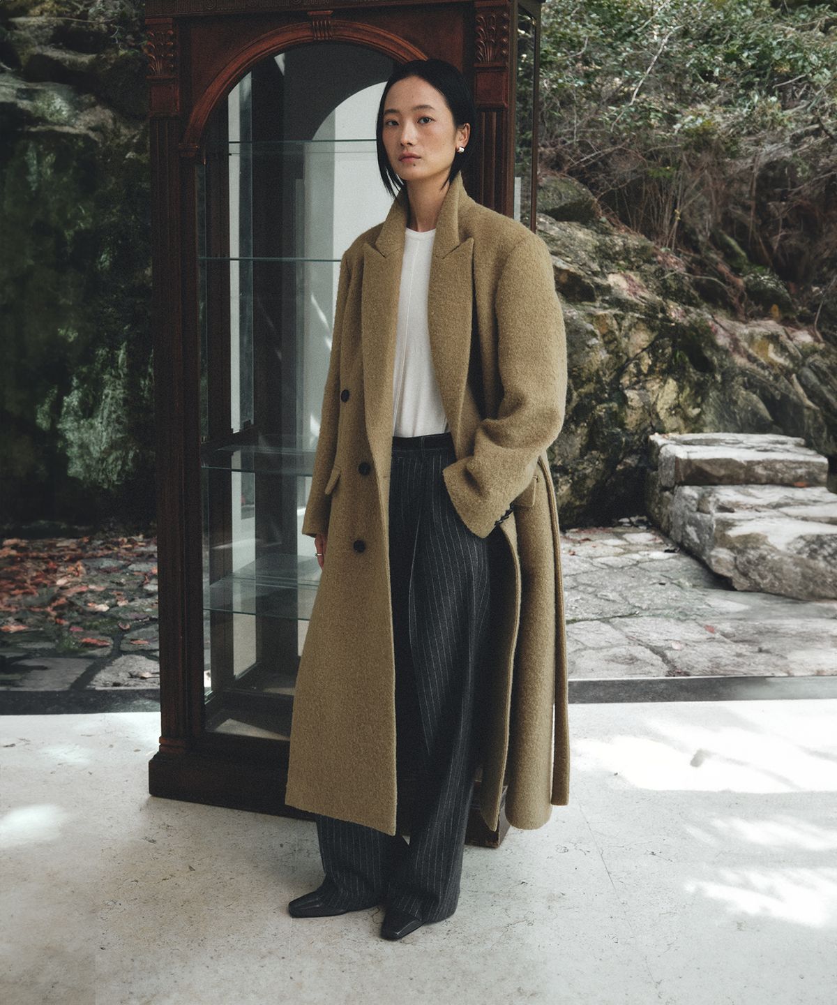 뮤제(MUSEE) [ESSENTIEL] ARCH Minimal Wool-Blend Semi-Wide Pants_Gray Stripe