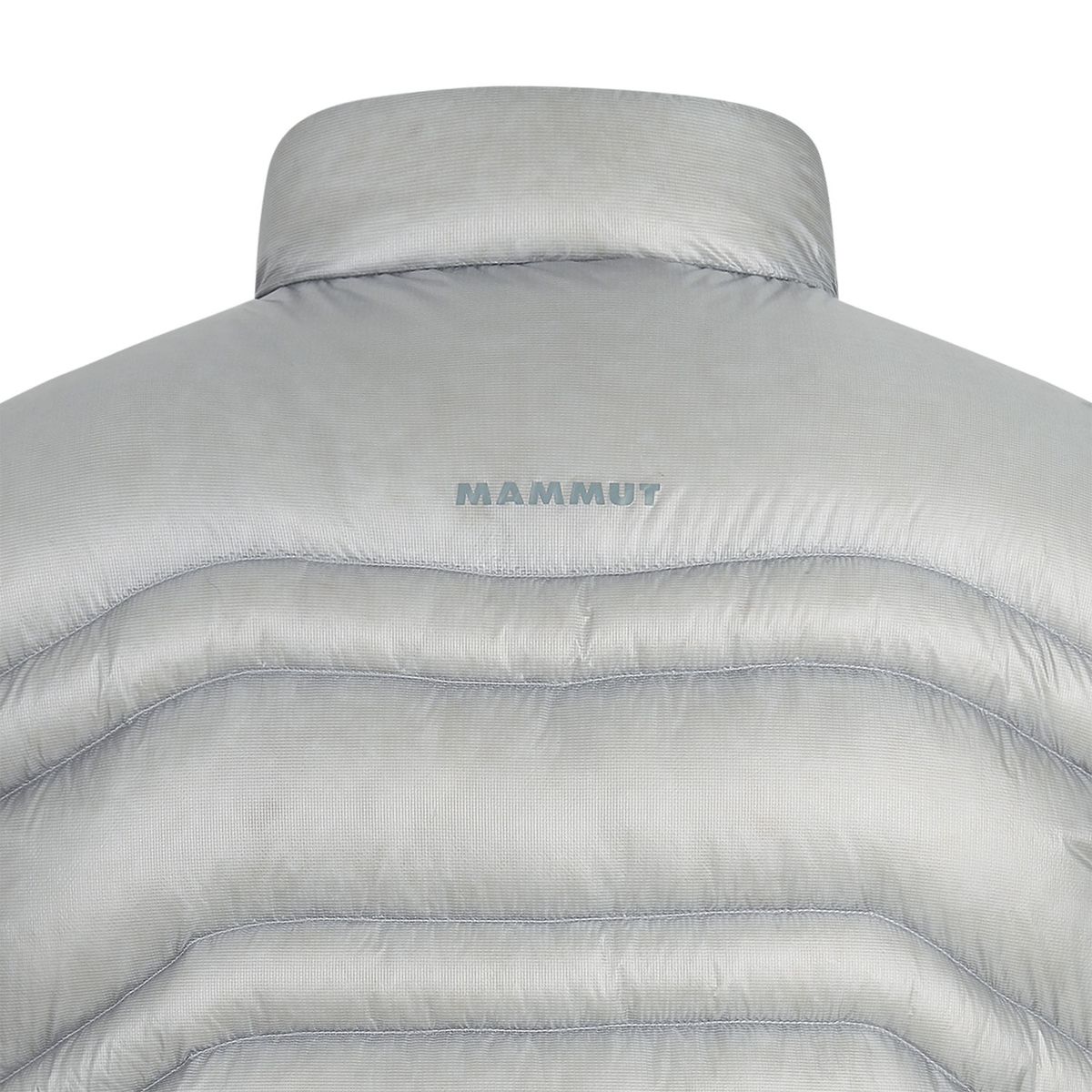 마무트(MAMMUT) 루프틱 인슐레이션 후디드 베스트 여성