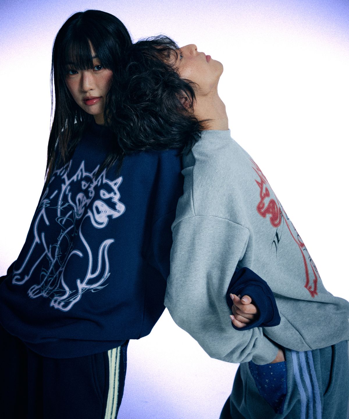 유얼쎄시(YOUR SASSY) Cerberus Sweatshirt (NAVY)