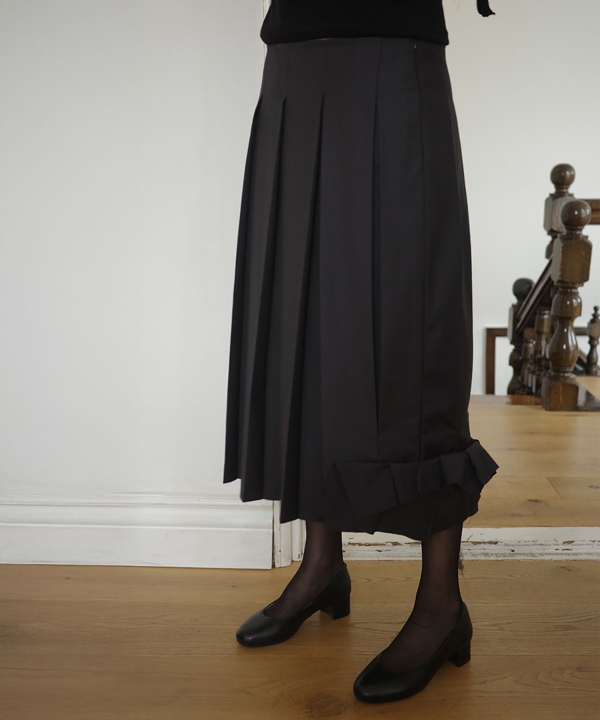 이서이(ESEOE) tobira pleats skirt Dark gray