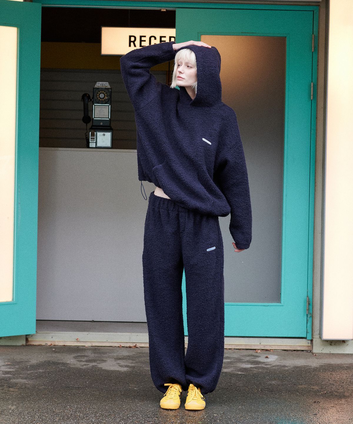 그린버터(GREENBUTTER) Teddy Wool Pants (Navy)