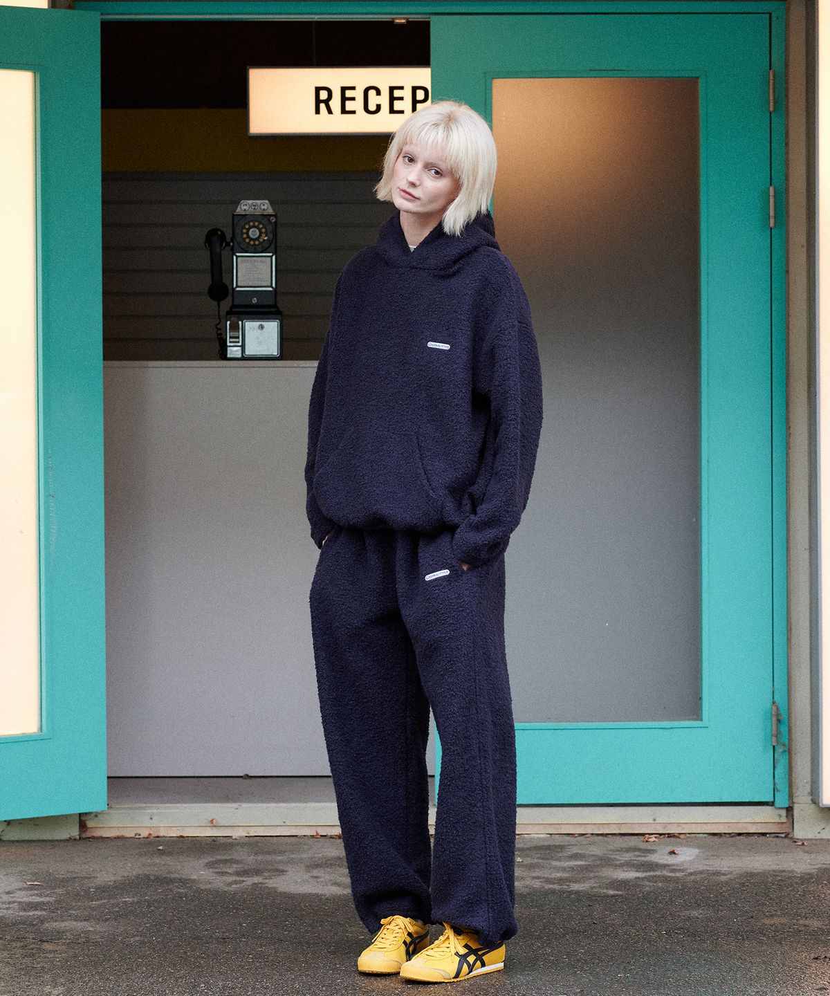 그린버터(GREENBUTTER) Teddy Wool Hoodie (Navy)