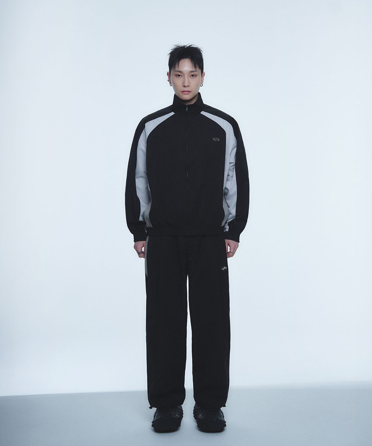 현피트(HYUNFIT) NLB SPORTY TRACK JACKET-[BLACK]