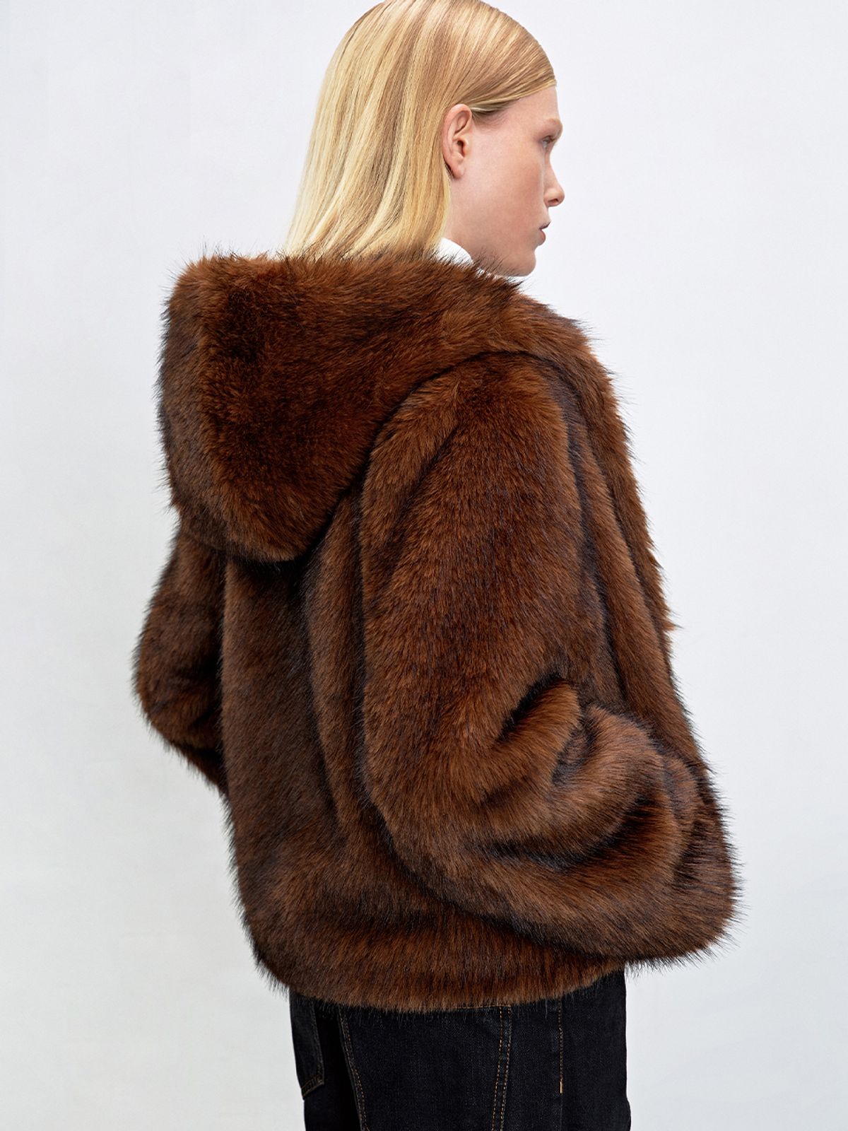 해브레스(HAVELESS) RAVI HOODED FAUX FUR JACKET BROWN