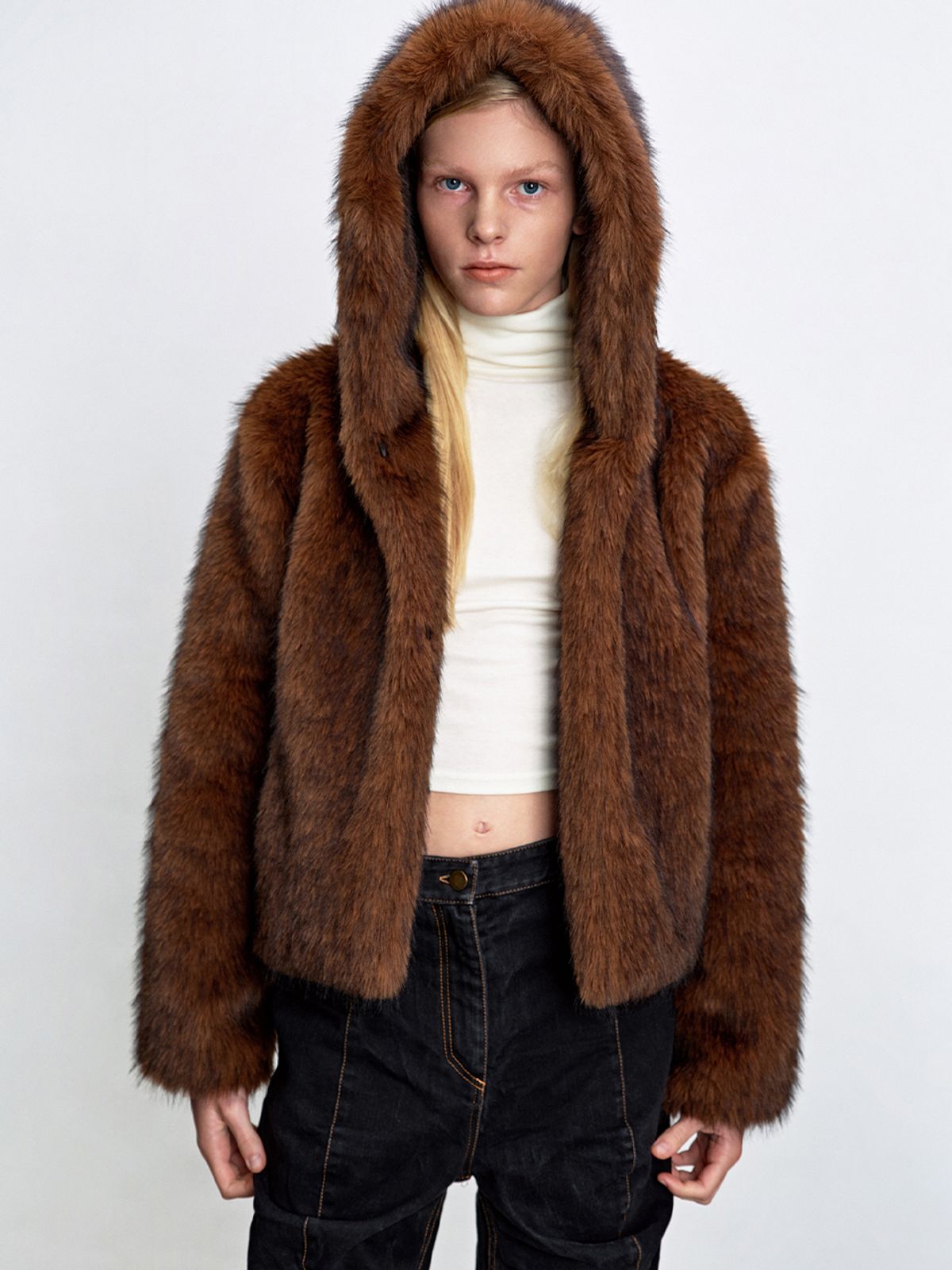 해브레스(HAVELESS) RAVI HOODED FAUX FUR JACKET BROWN