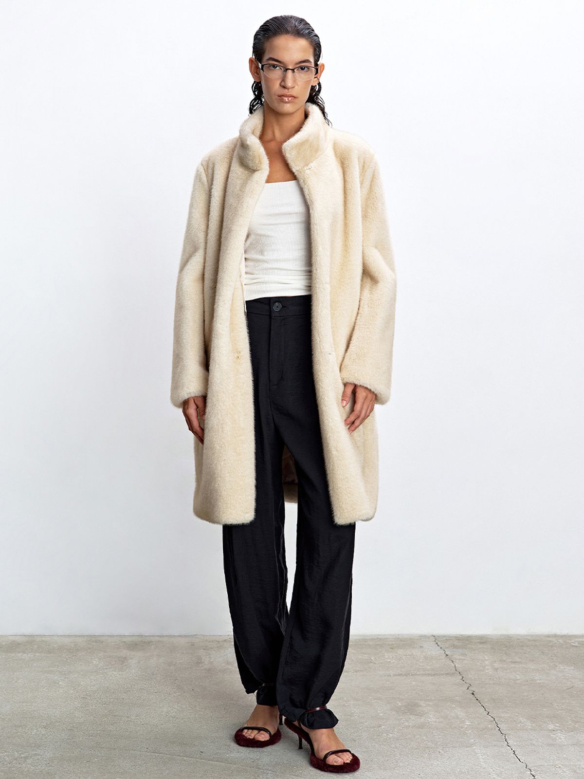 해브레스(HAVELESS) BELLE FAUX FUR COAT BEIGE