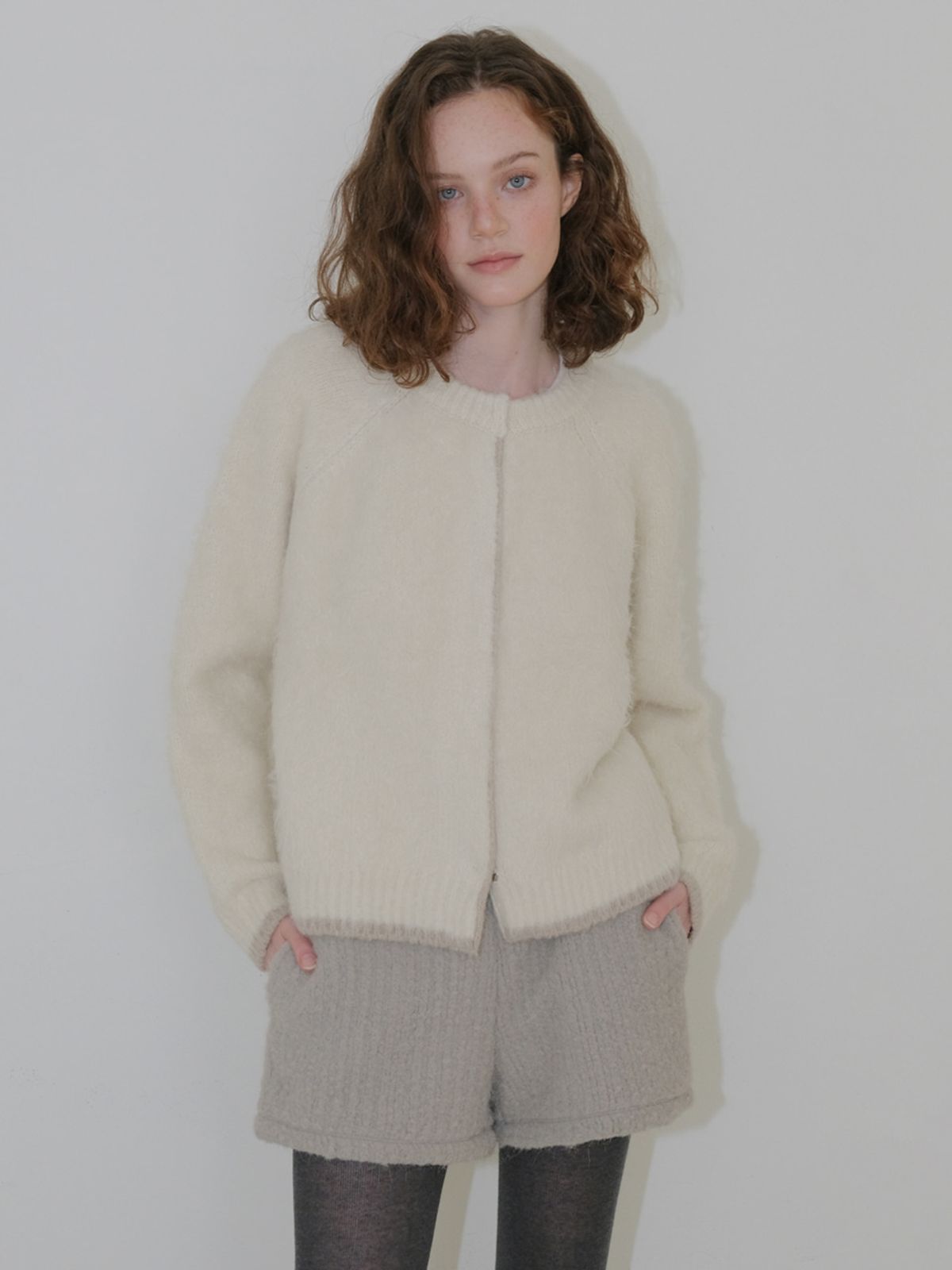 에트몽(ETMON) Fluffy Banding Short Pants, Warm Grey