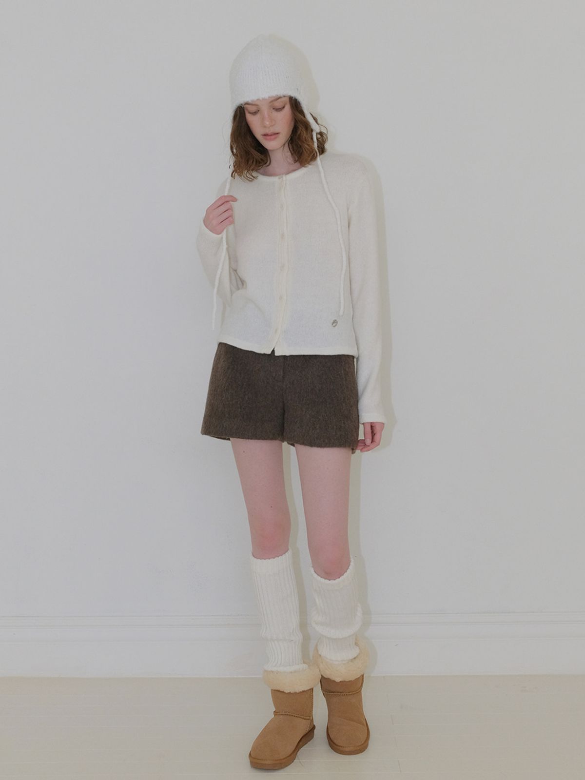 에트몽(ETMON) Ribbed Round Cardigan, Cream