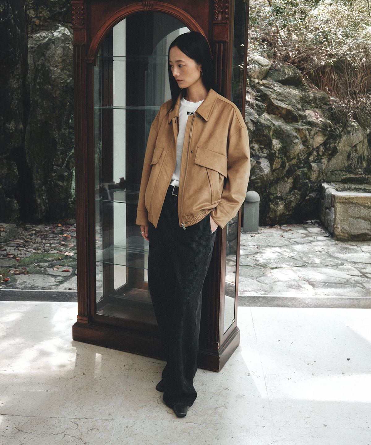뮤제(MUSEE) FINALE Suede Bomber Jacket_Mocha Mousse