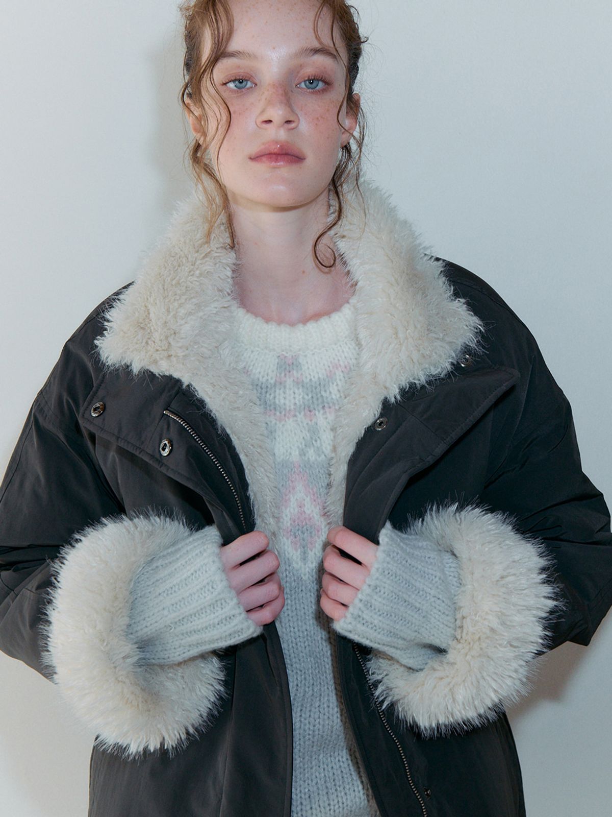 에트몽(ETMON) Belt Fur Padded Coat, Charcoal