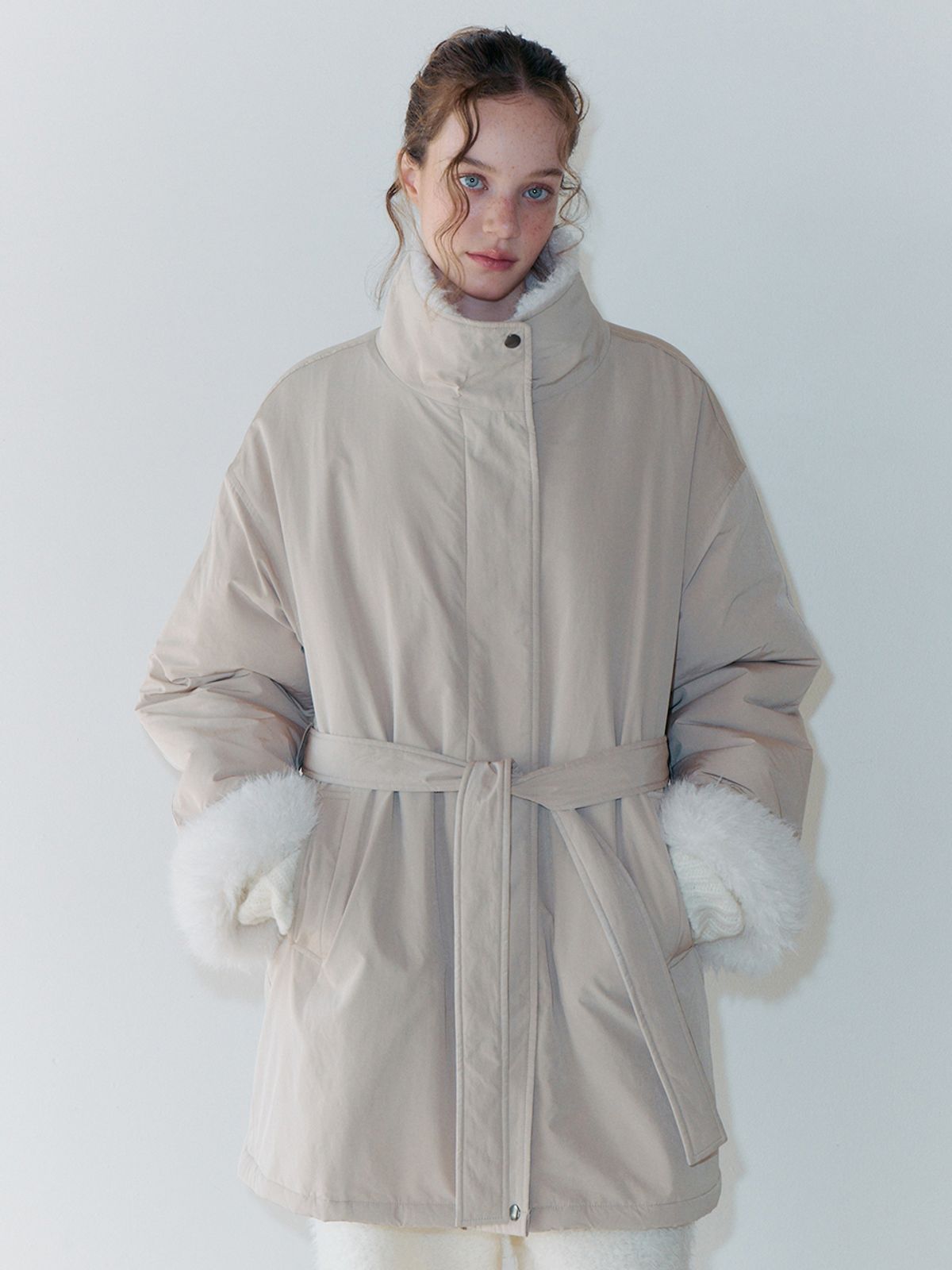 에트몽(ETMON) Belt Fur Padded Coat, Light Beige