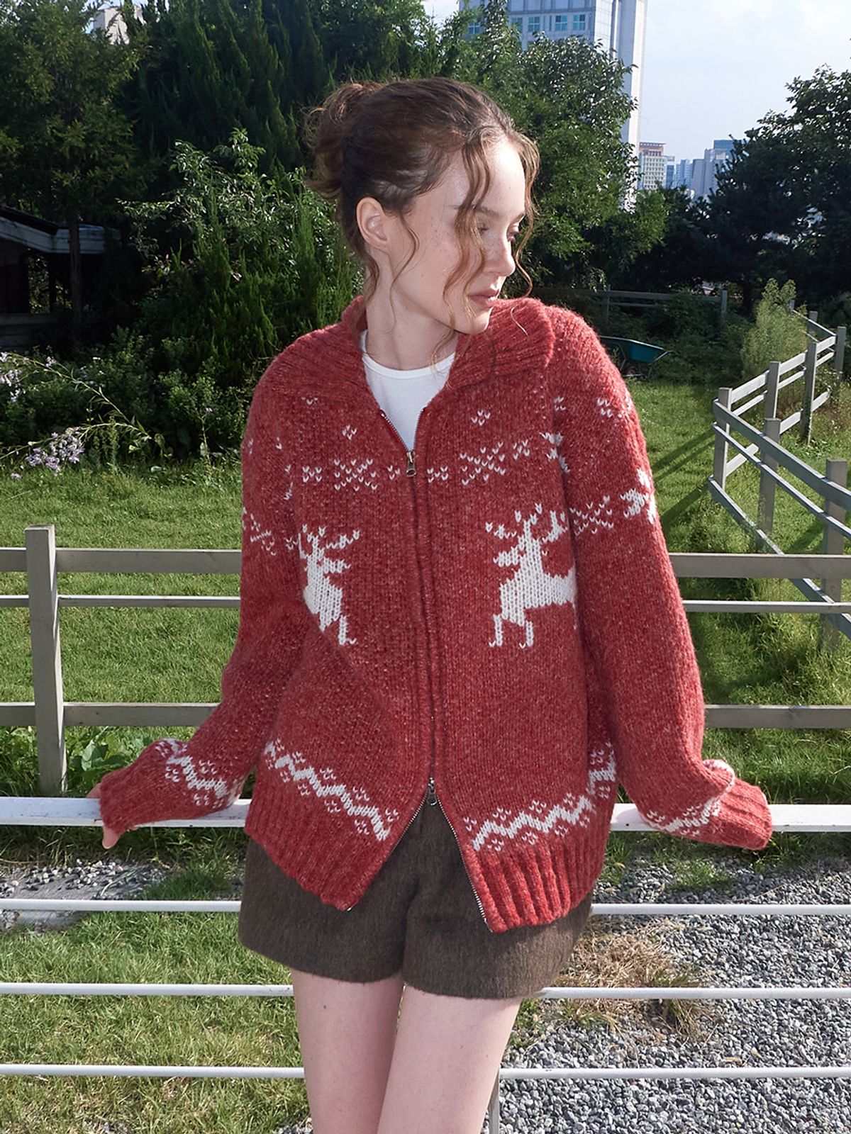에트몽(ETMON) Deer Zip-Up Cardigan, Red