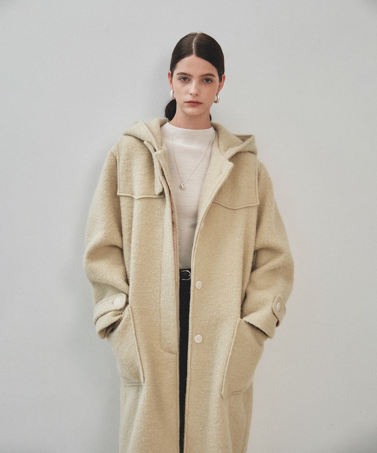 뮤제(MUSEE) OCRE Alpaca Boucle Wool Hooded Long Coat_Butter