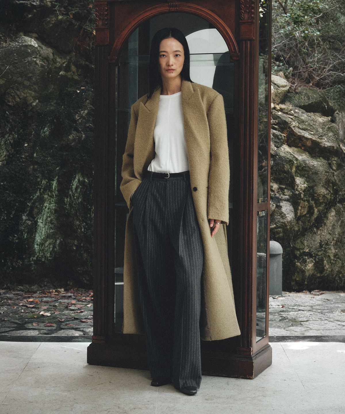 뮤제(MUSEE) STRUCTURE Oversized Alpaca Boucle Wool Double-Breasted Coat_Mocha