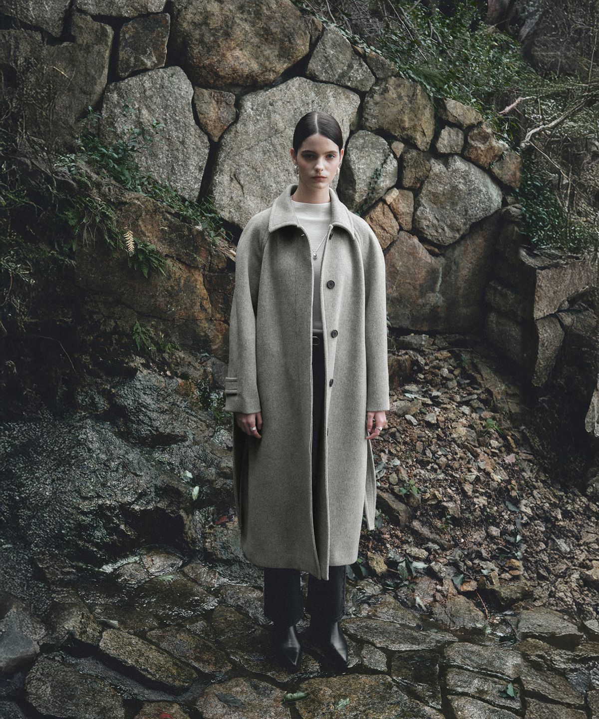 뮤제(MUSEE) NOIR Belted Balmacaan Merino Wool Coat_Gray