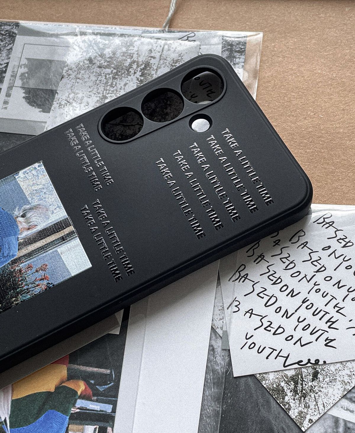 베이스언유즈(BASEDON_YOUTH) TAKE A LITTLE TIME BLACK JELLY CASE