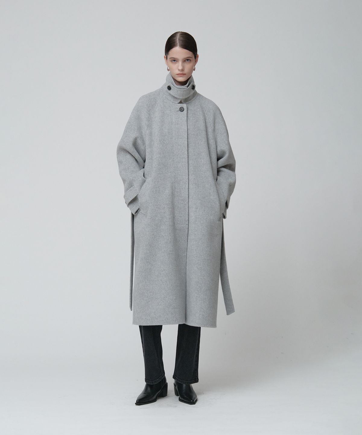 뮤제(MUSEE) NU BERN Classic Merino Wool Handmade Balmacaan Coat_Light Gray