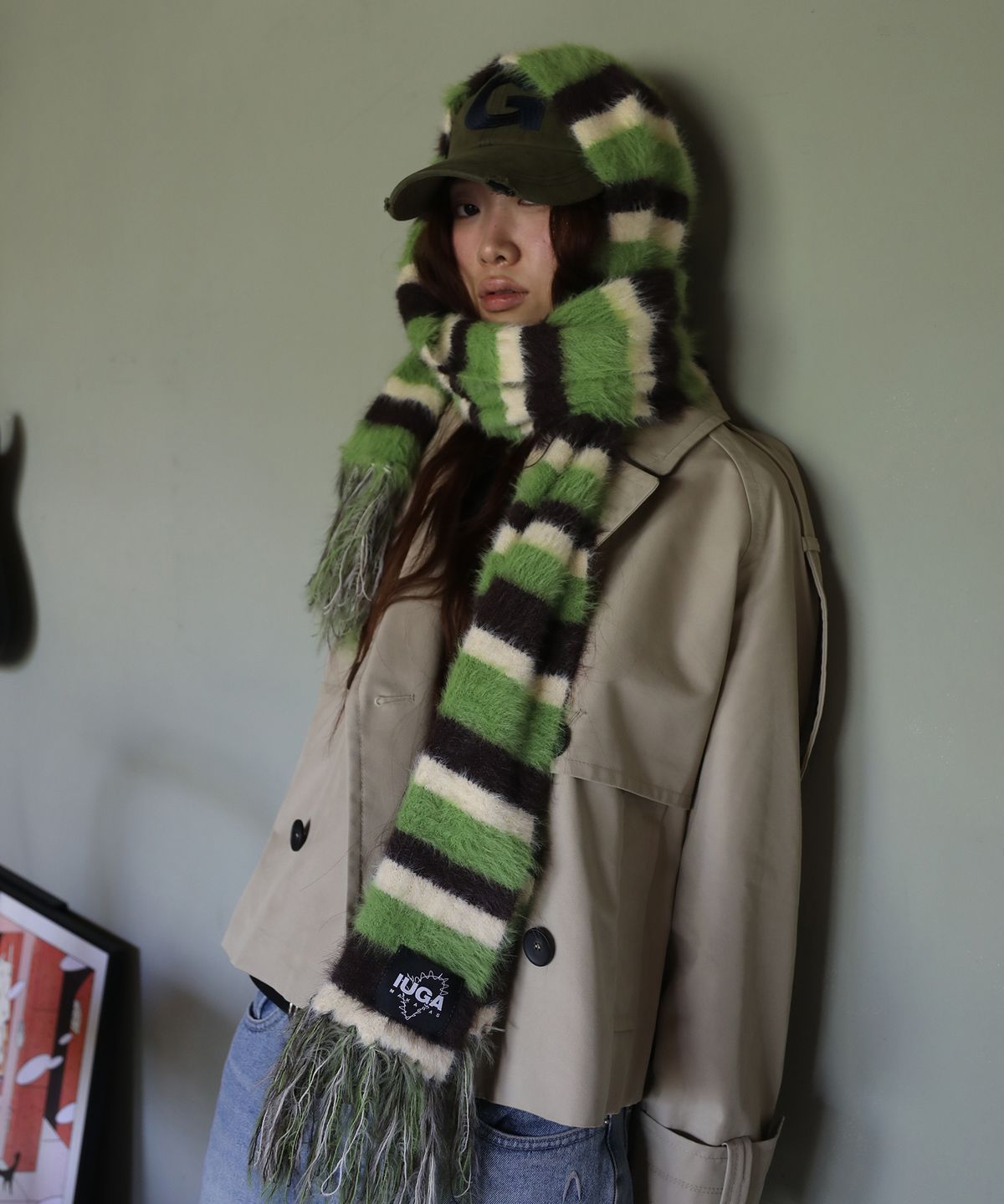 이우가마카라스(IUGAMAKARAS) Striped Hairy Bold Muffler (Green)