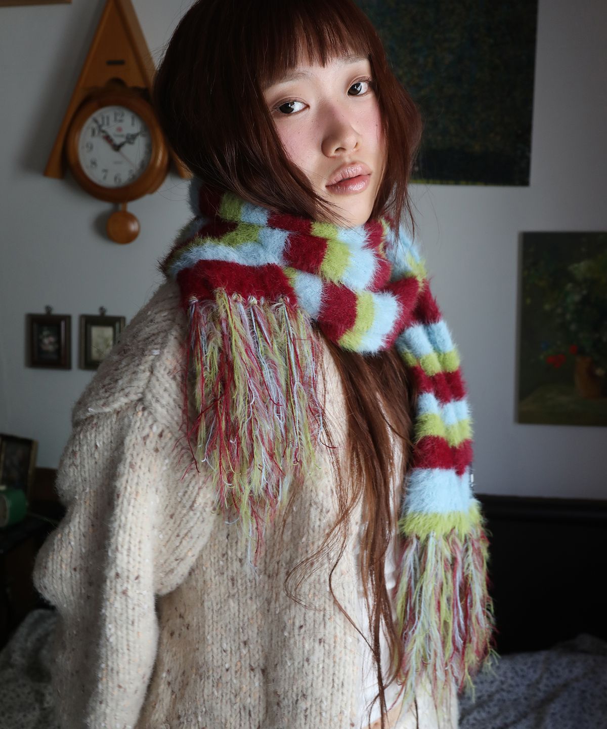 이우가마카라스(IUGAMAKARAS) Striped Hairy Bold Muffler (Burgundy)