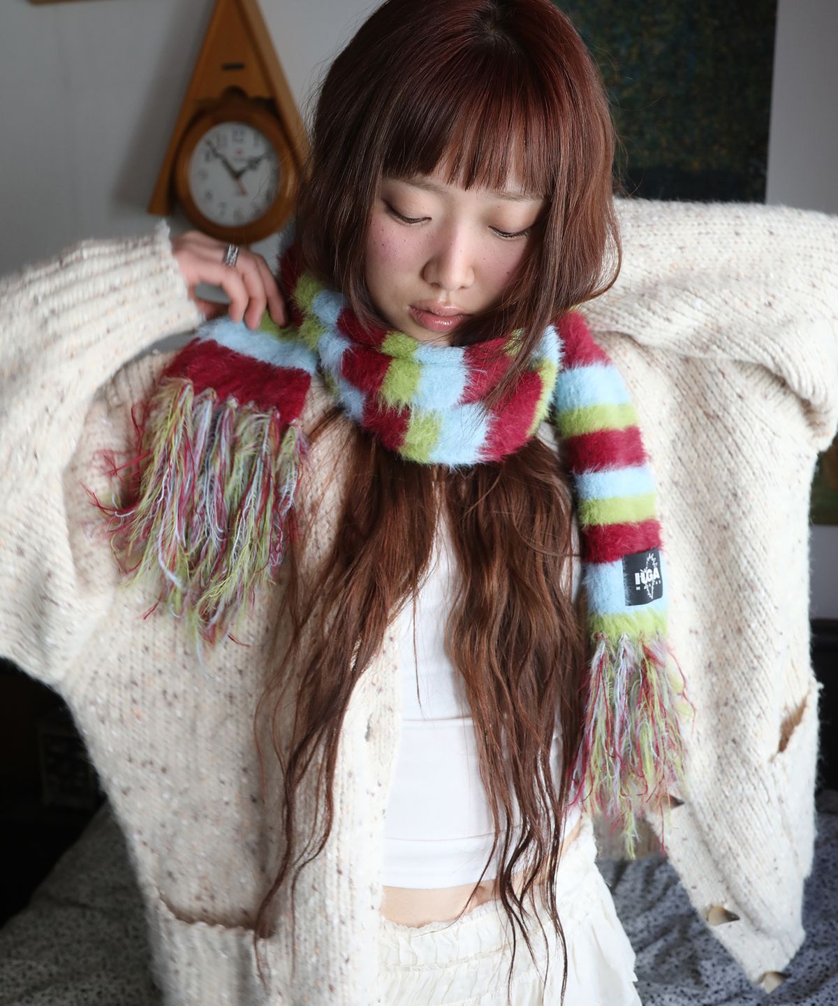 이우가마카라스(IUGAMAKARAS) Striped Hairy Bold Muffler (Burgundy)