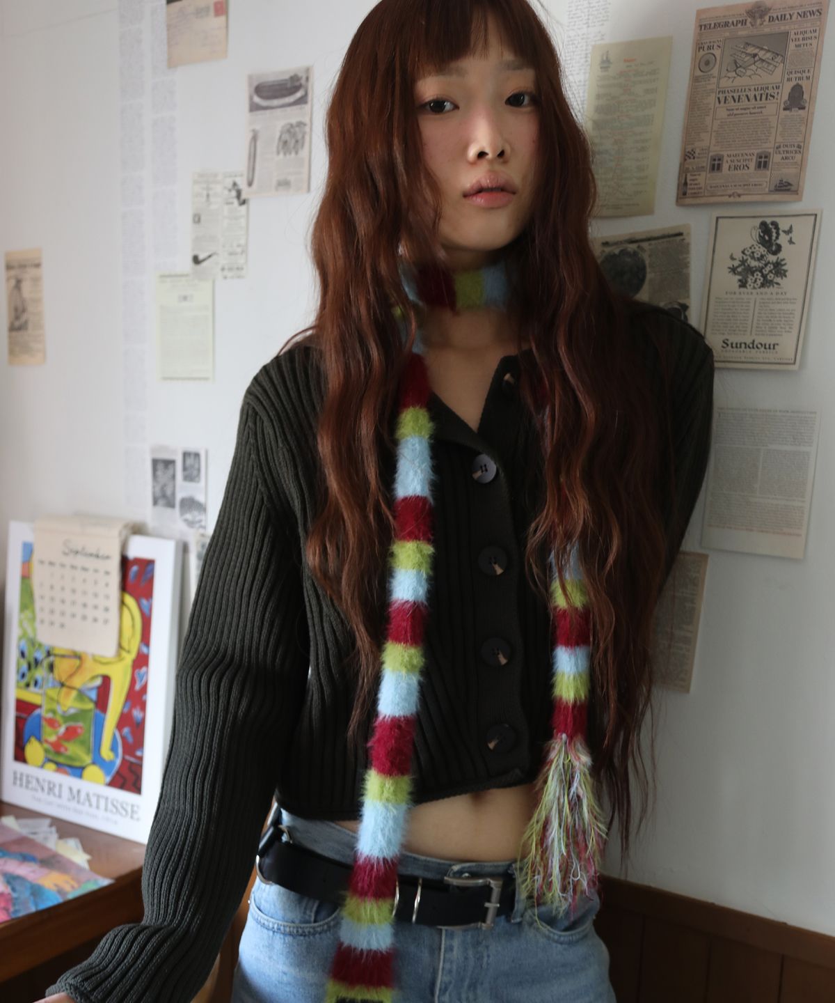 이우가마카라스(IUGAMAKARAS) Striped Hairy Skinny Muffler (Burgundy)