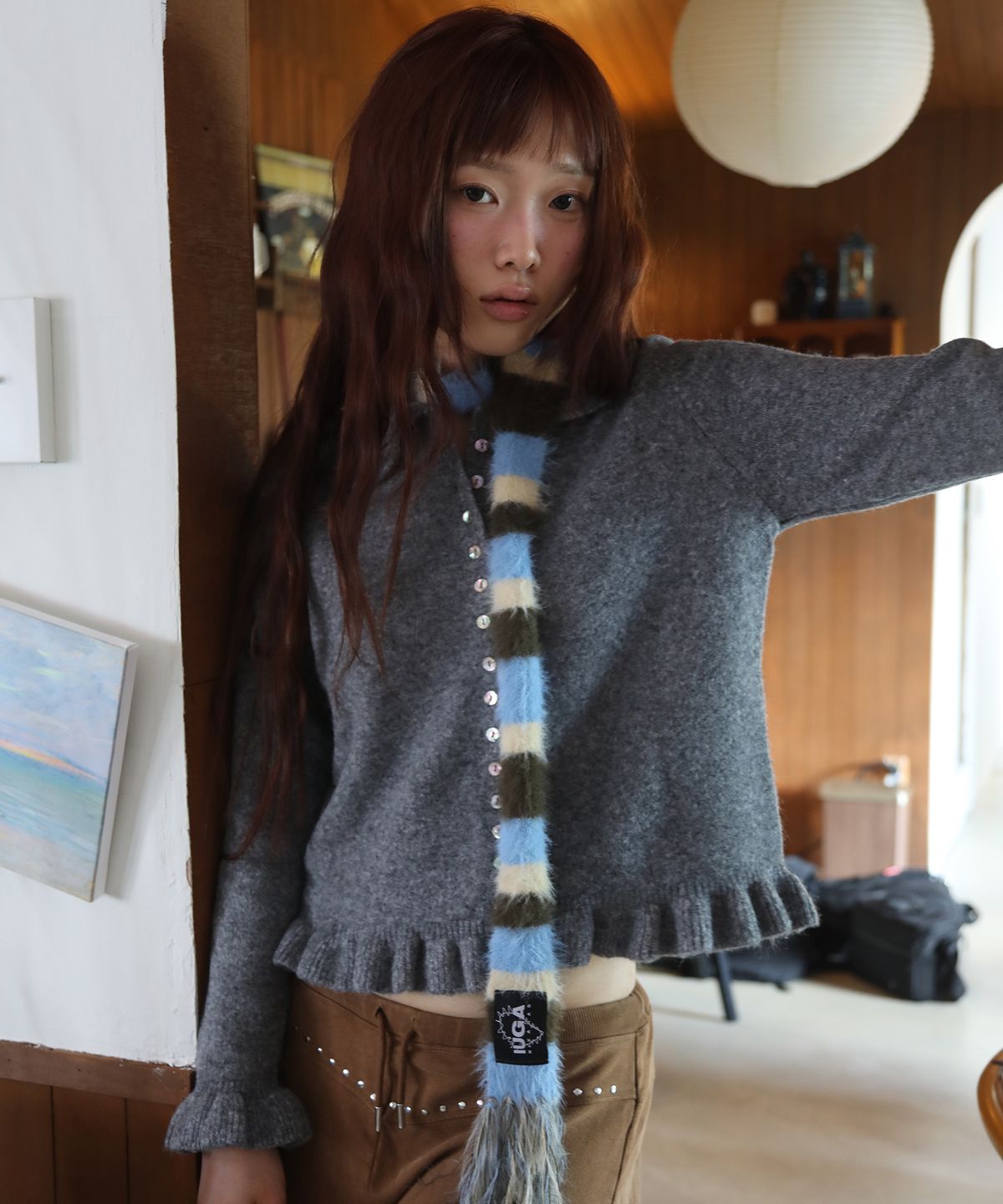 이우가마카라스(IUGAMAKARAS) Striped Hairy Skinny Muffler (Sky Blue)