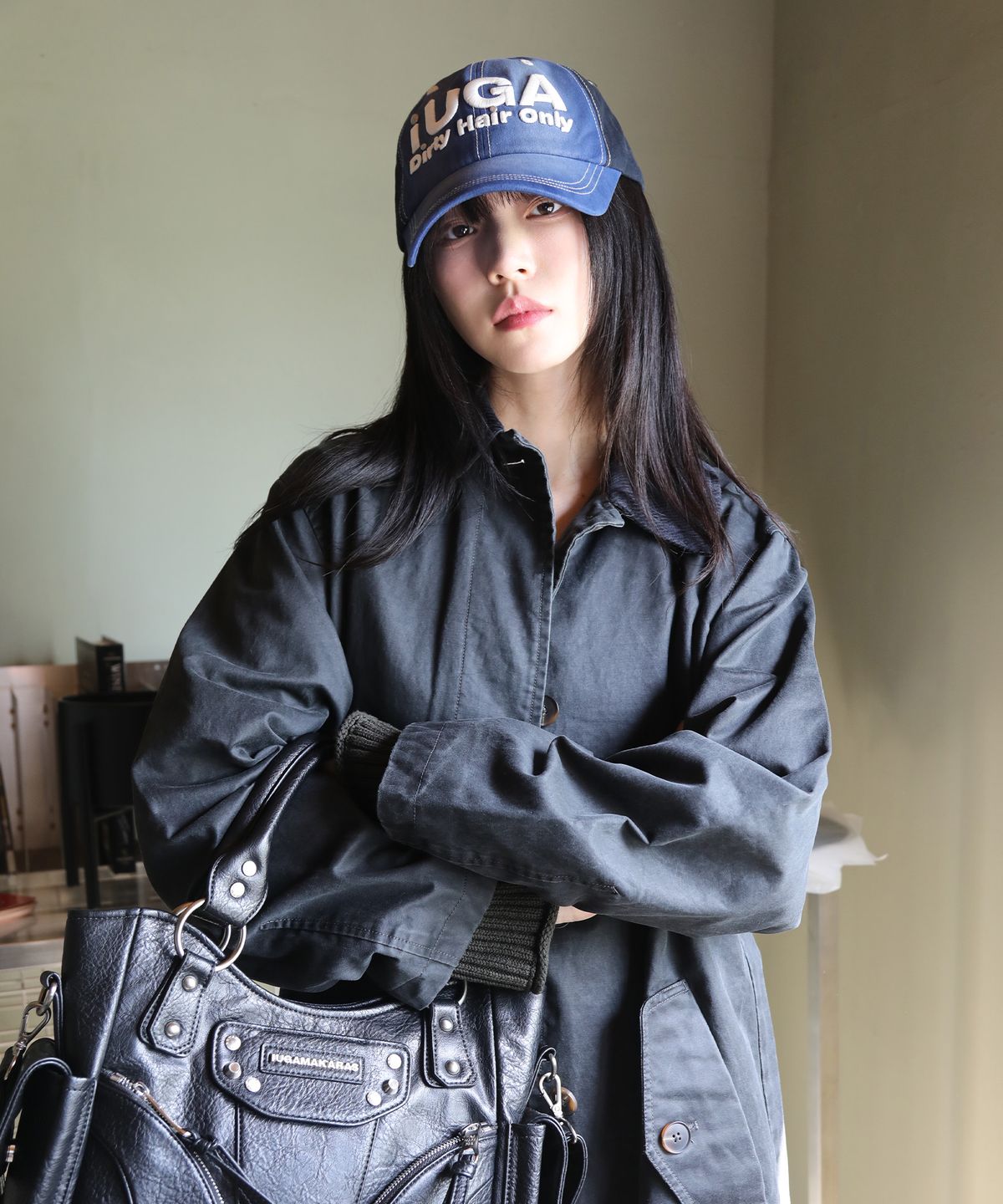 이우가마카라스(IUGAMAKARAS) Washed Embroidery Ball Cap (Blue)