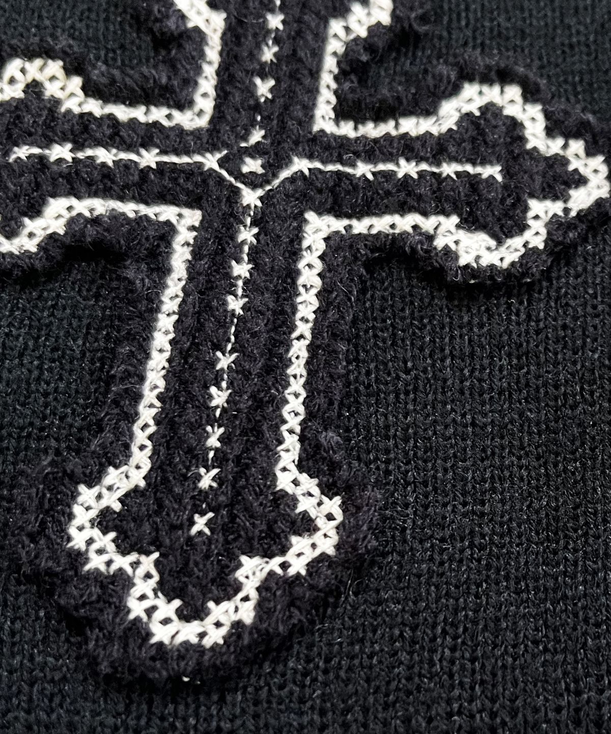 스케이터락(SK8ER ROCK) Cross Charm Patchwork Beanie ((black))