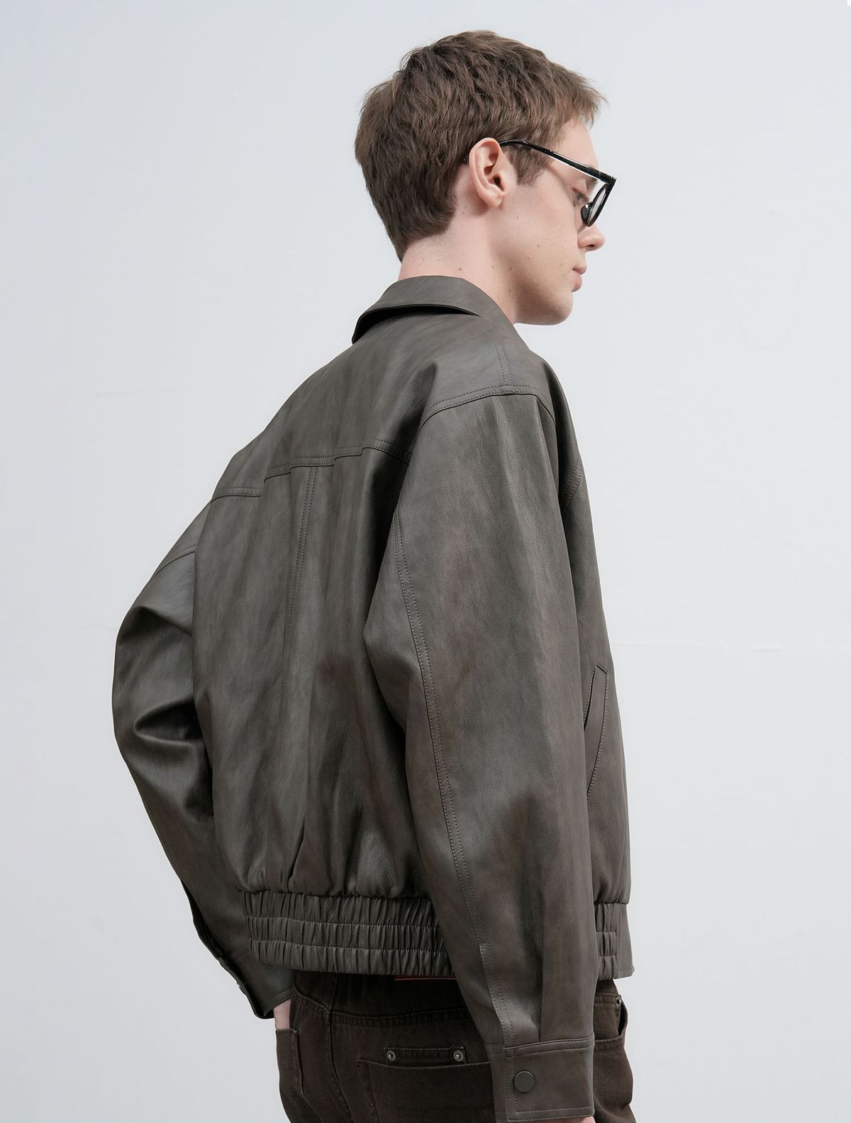 제너럴아이디어(GENERALIDEA) UNISEX 페이크 레더 카라 봄버 자켓 [DARK BROWN] / SBE3U09007