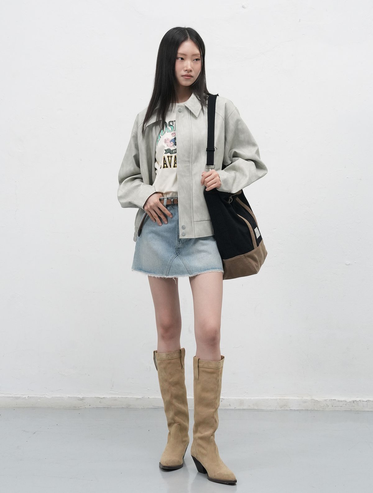 제너럴아이디어(GENERALIDEA) UNISEX 페이크 레더 카라 봄버 자켓 [GREY] / SBE3U09007
