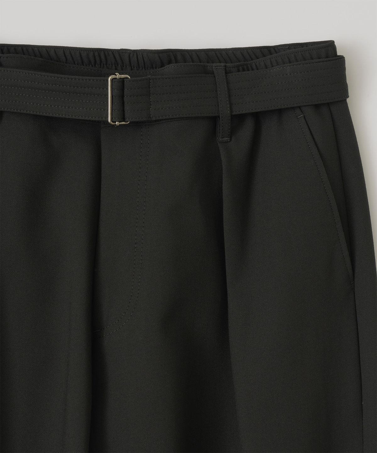 어나더 오피스(ANOTHER OFFICE) Structure Curved Slacks (Black)