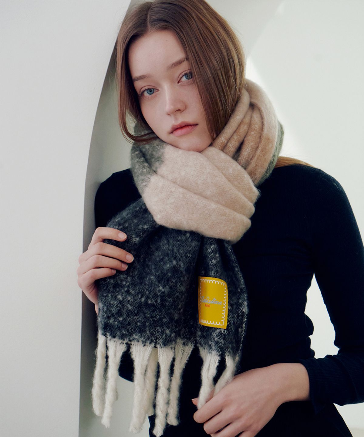루이까또즈스카프(LOUIS QUATORZE SCARF) 그린란드 투툼 모헤어 머플러