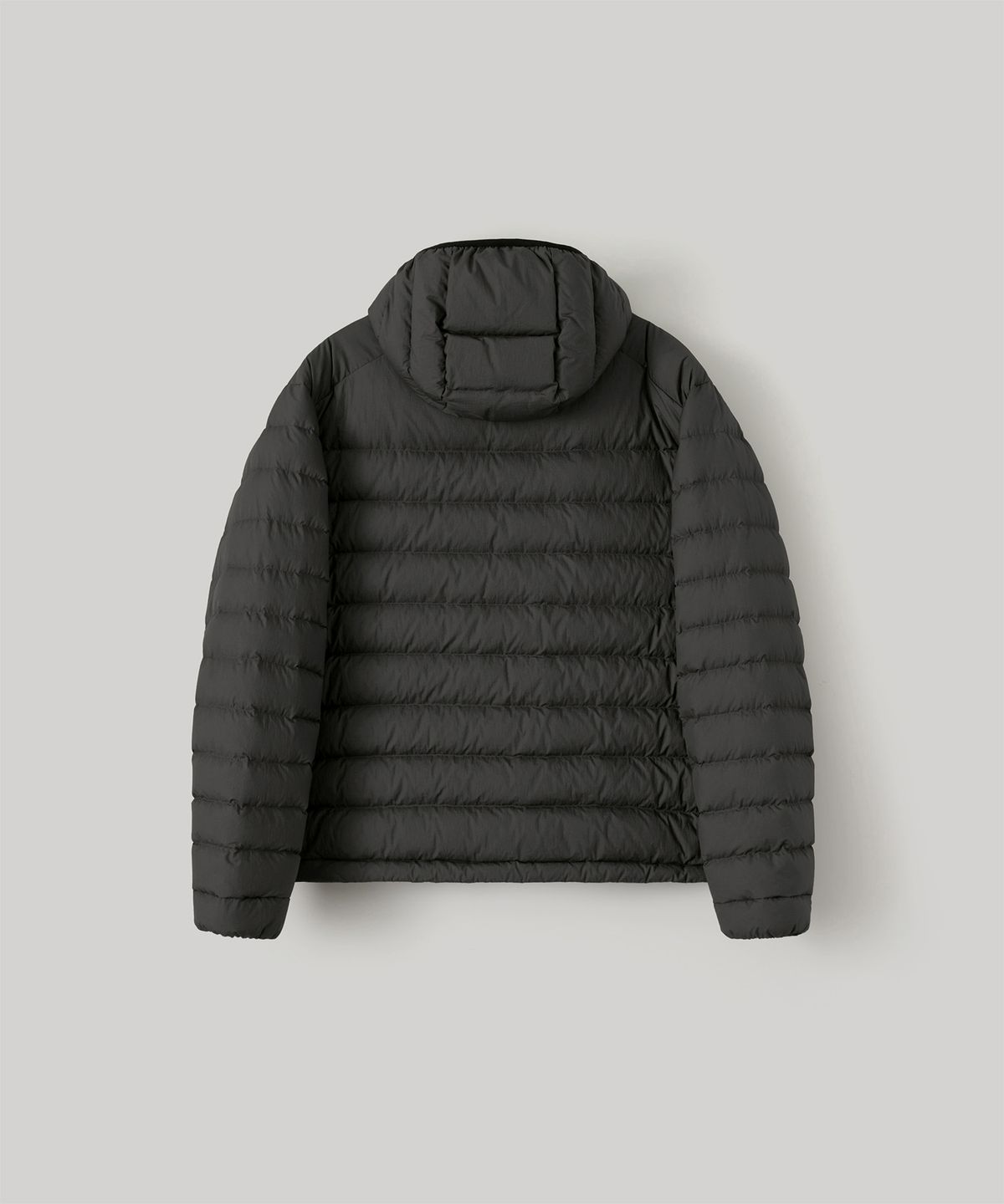 어나더 오피스(ANOTHER OFFICE) Cloudy Paneled Down Jacket (Almost Black)