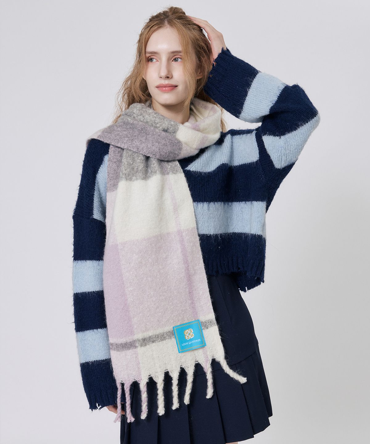 루이까또즈스카프(LOUIS QUATORZE SCARF) 헬싱키안 체크 모헤어 머플러