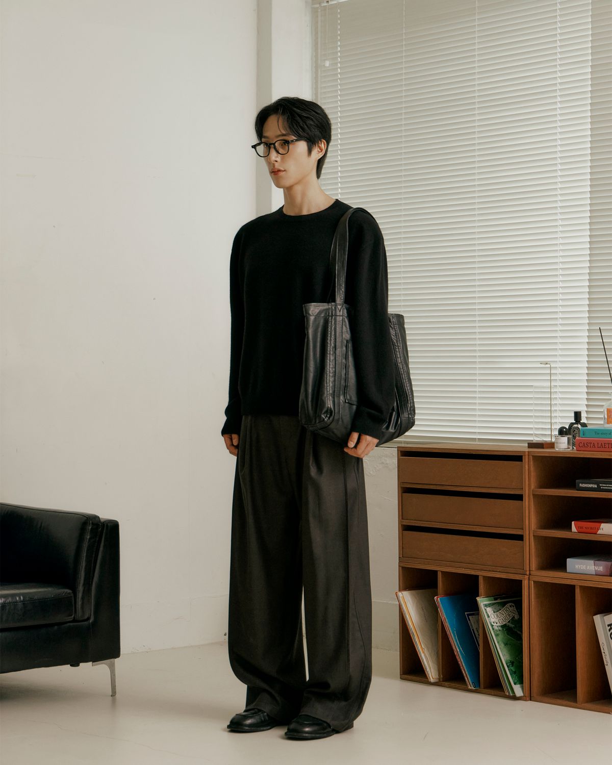 포커페이스(POKERFACE) [STALKERS EXCLUSIVE] FARASHA CASHMERE CREW NECK KNIT BLACK