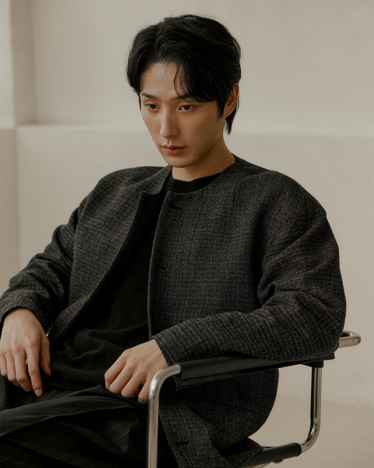 포커페이스(POKERFACE) [STALKERS EXCLUSIVE] FARASHA CASHMERE CREW NECK KNIT BLACK