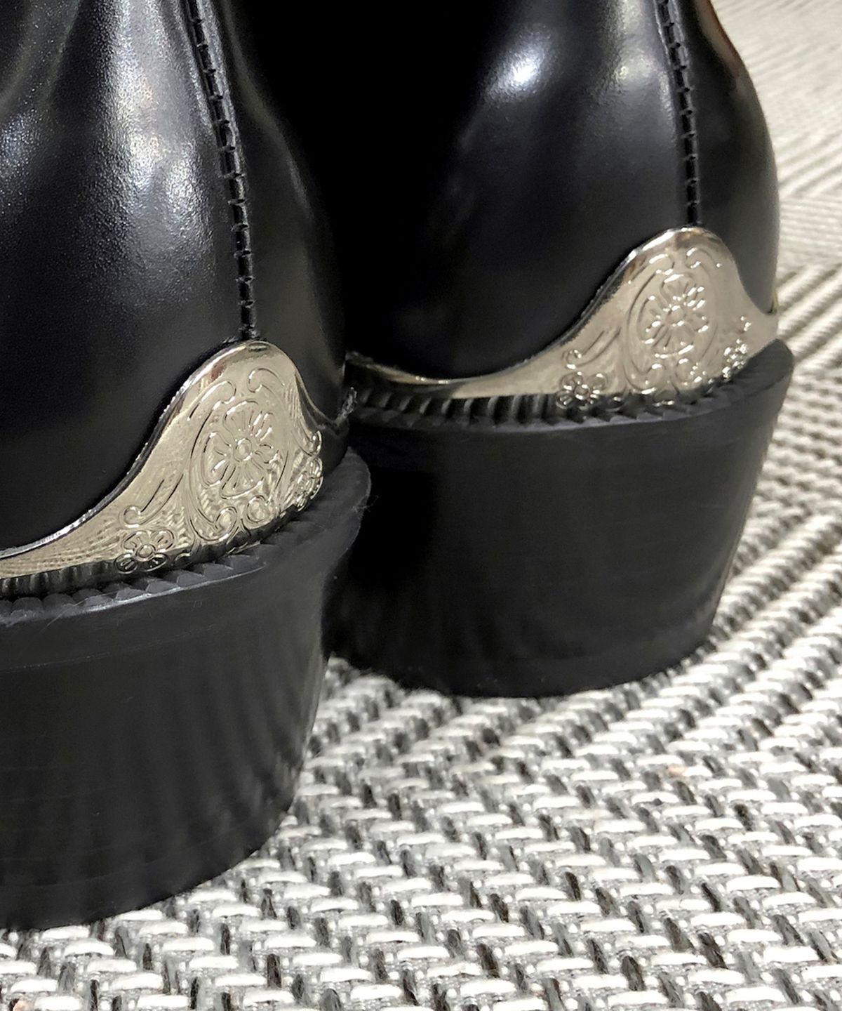 조앤슈(JOENSHOE) 카덴차 사이드지퍼 웨스턴 부츠 블랙