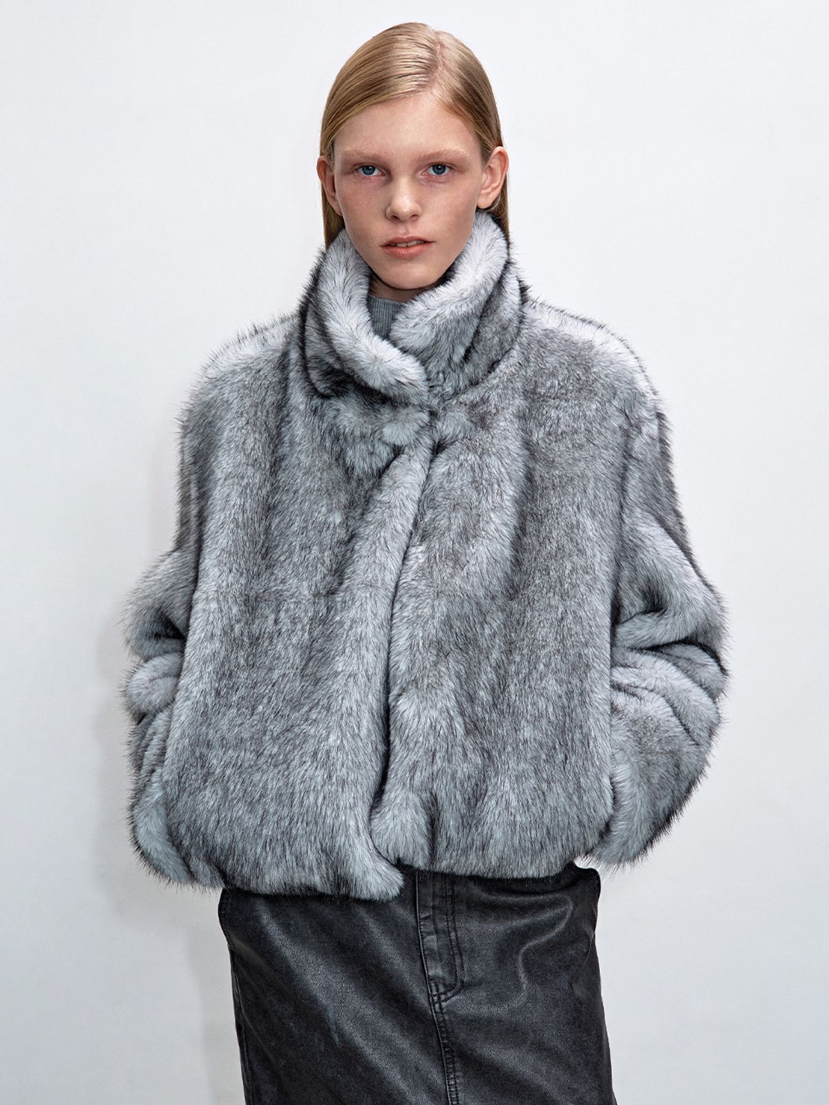 해브레스(HAVELESS) MELIN FAUX FUR JACKET GREY