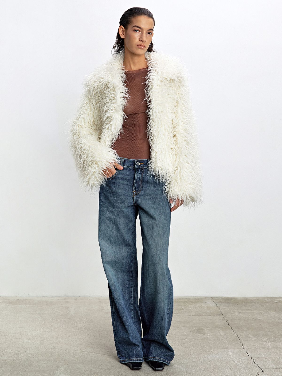 해브레스(HAVELESS) TALIA FAUX FUR JACKET WHITE