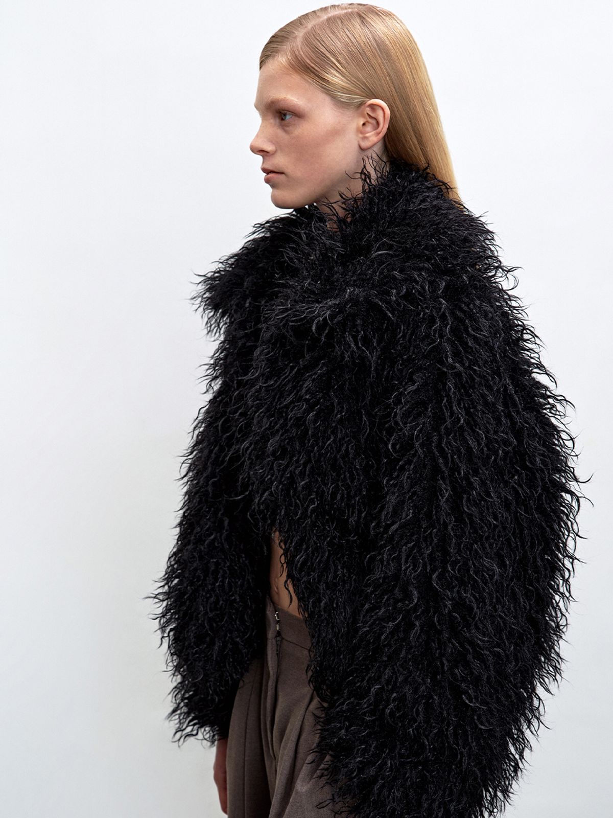 해브레스(HAVELESS) TALIA FAUX FUR JACKET BLACK