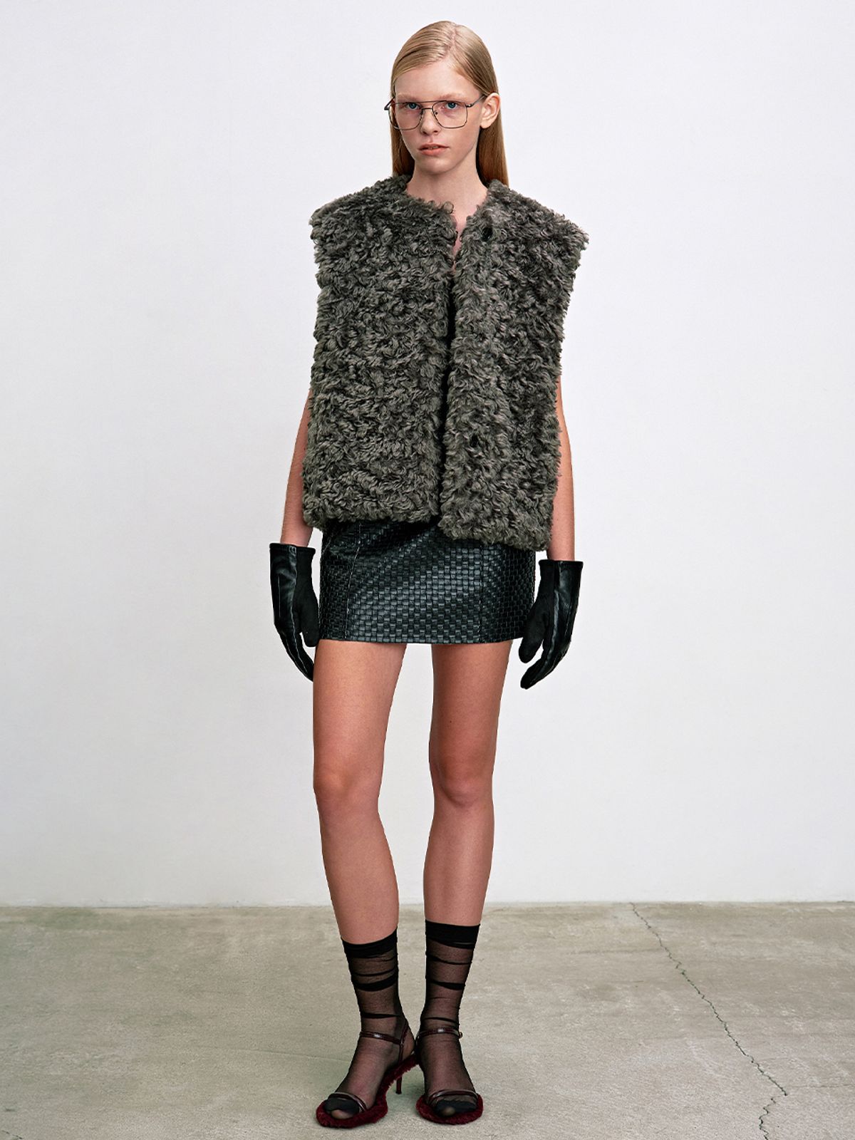 해브레스(HAVELESS) EVE FAUX SHEARLING VEST GREY