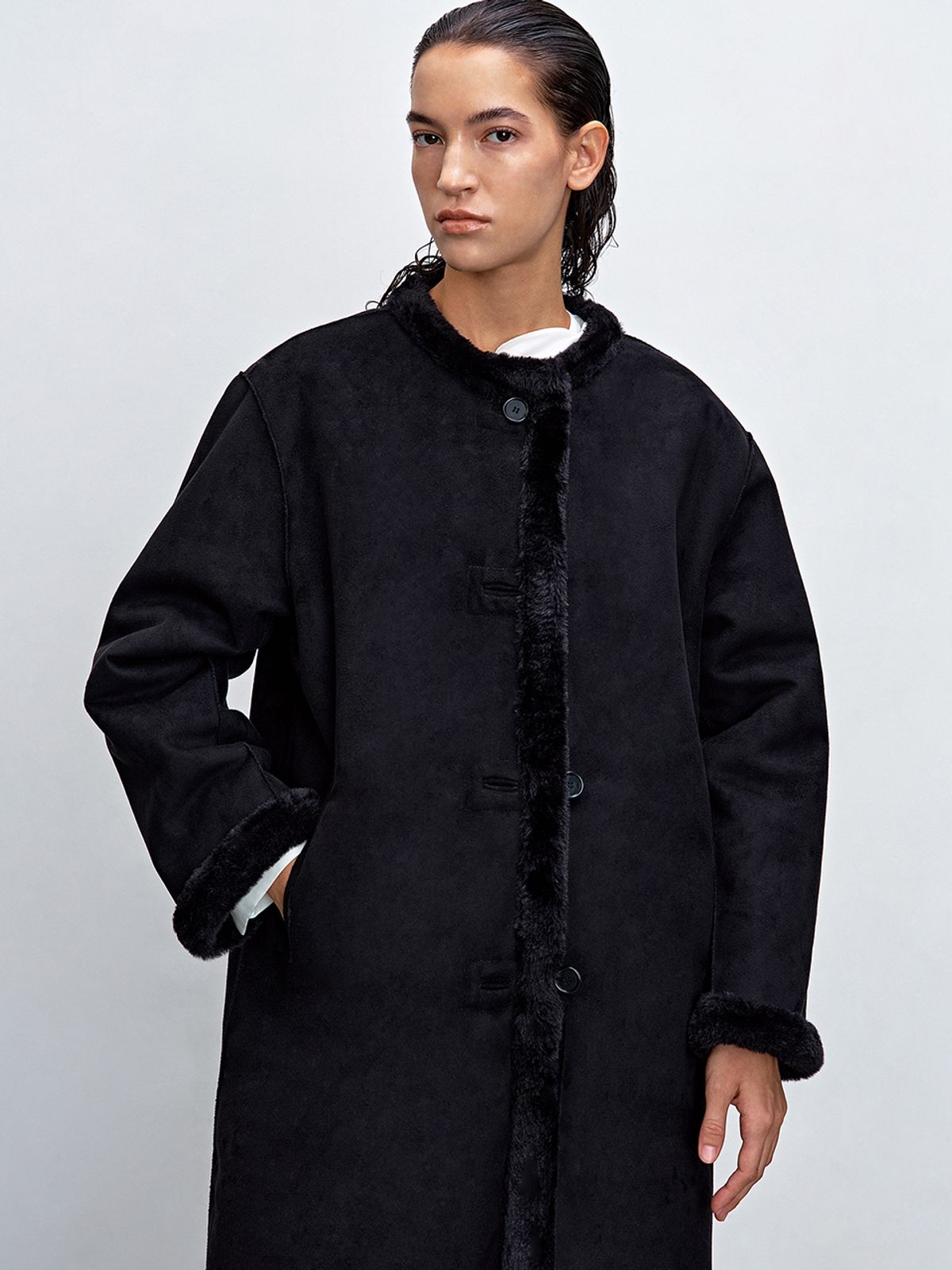 해브레스(HAVELESS) CARYS REVERSIBLE SHEARLING COAT BLACK