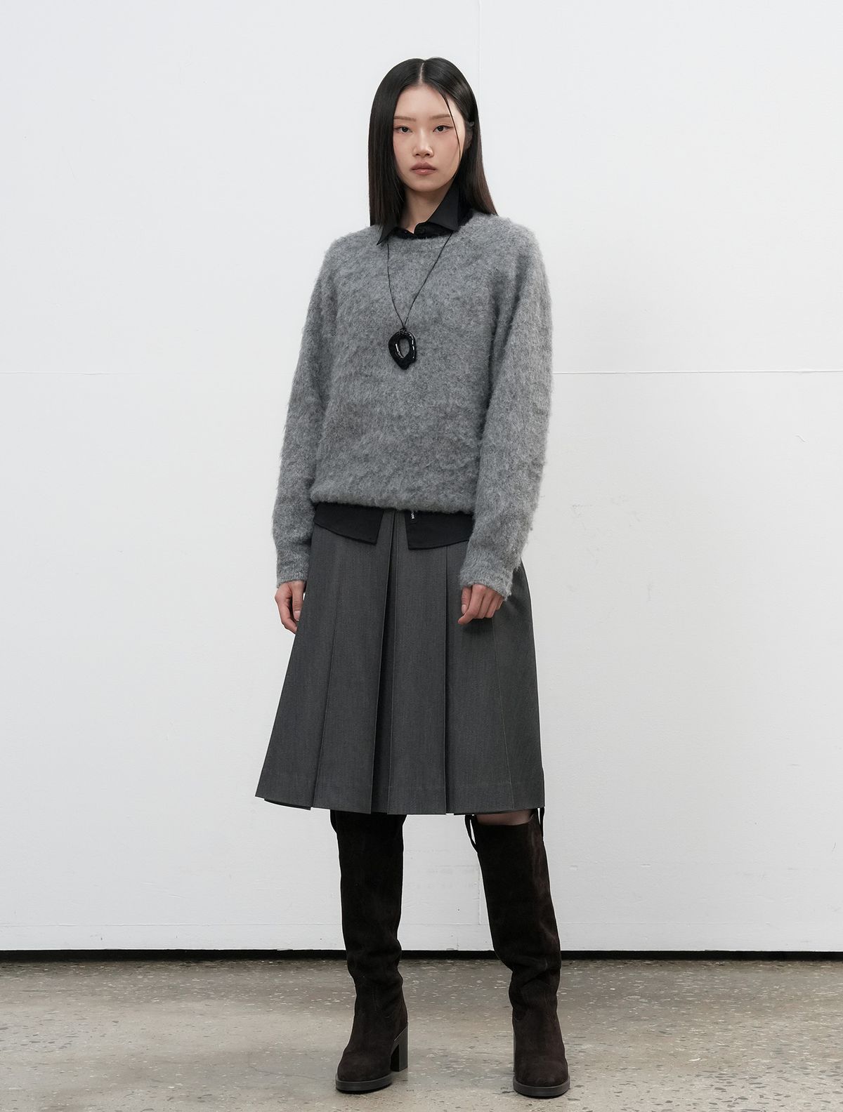 제너럴아이디어(GENERALIDEA) UNISEX 헤어리 니트 풀오버 [GREY] / SBE4U05010