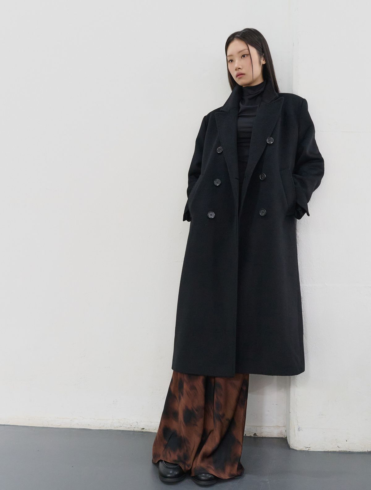 제너럴아이디어(GENERALIDEA) 더블 브레스티드 울 롱코트 [BLACK] / WBE3L10507