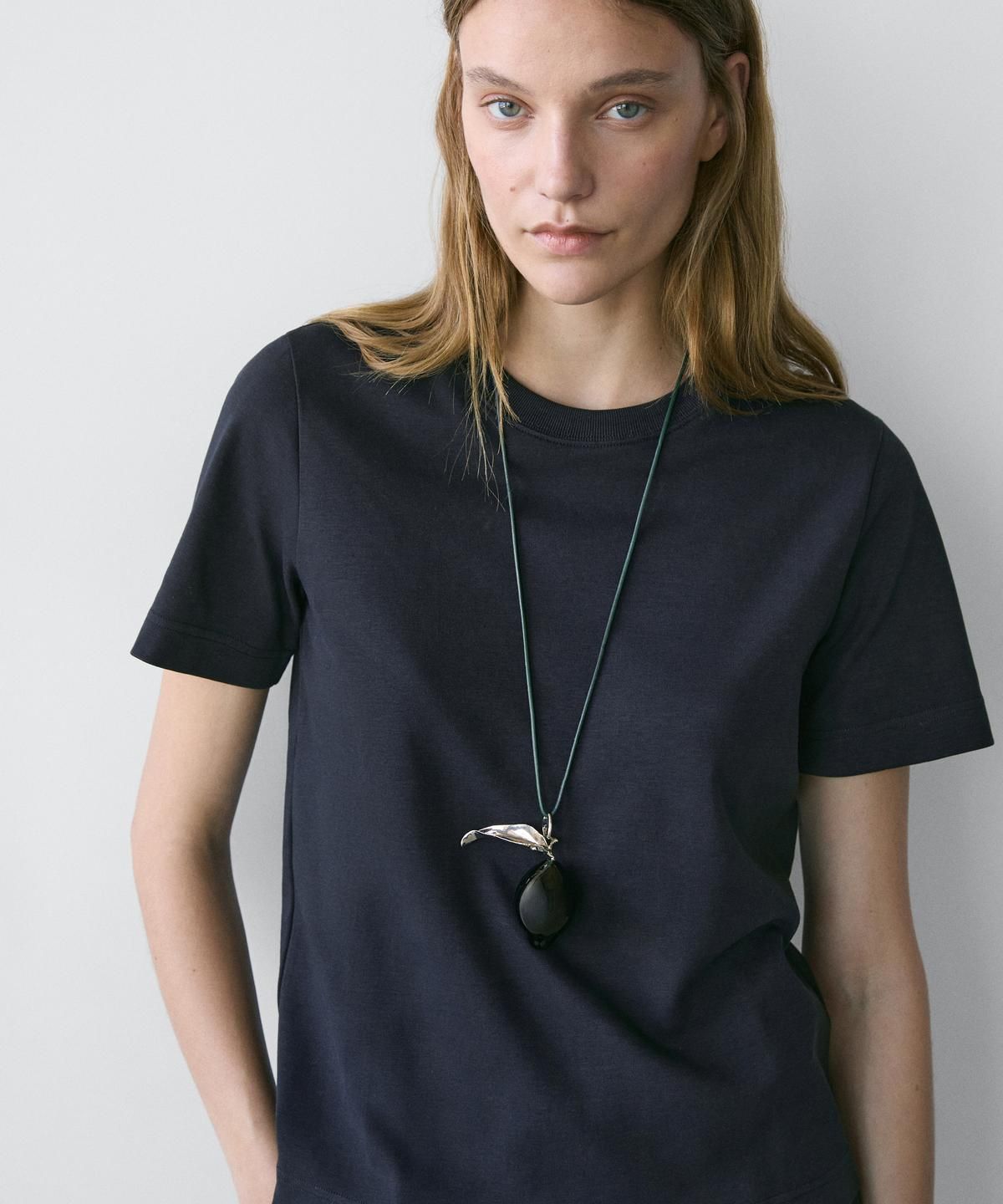 마시모두띠(MASSIMO DUTTI) 인터록 반팔 티셔츠