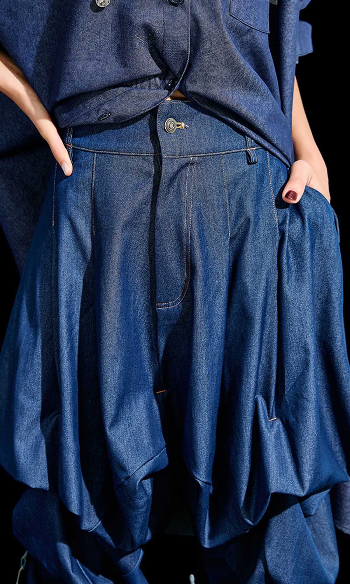 레큘리(RECULER) Skirt silhouette baggy pants Like Denim Deep Blue